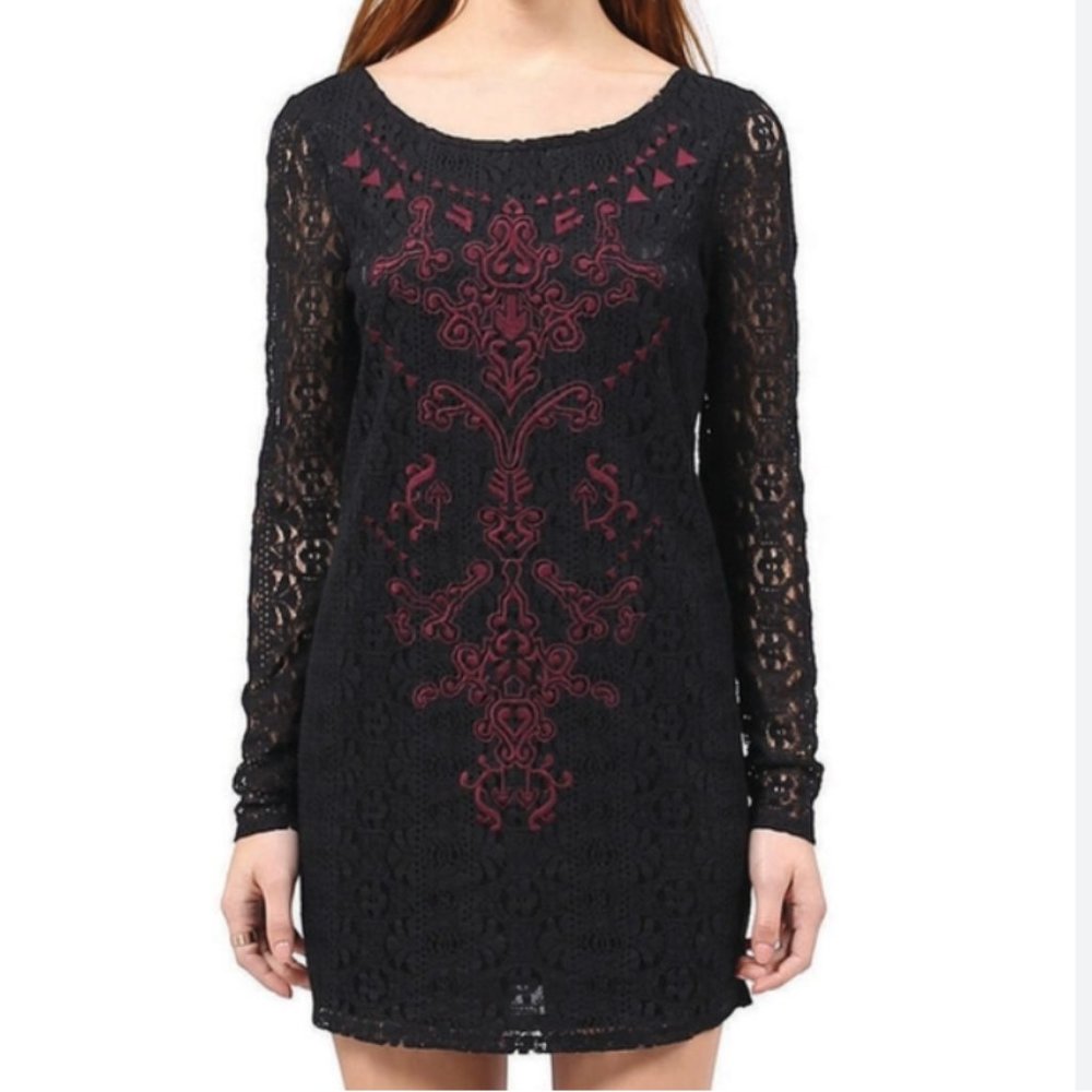 Gentle Fawn Black Maroon Lace Embroidered Whimsigoth Dress 8 EUC